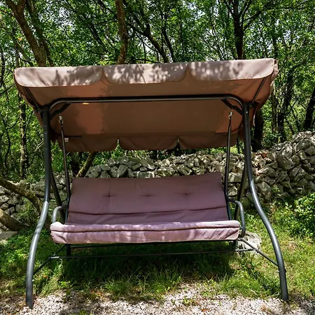 Claudia بيت ضيافة Šmrika