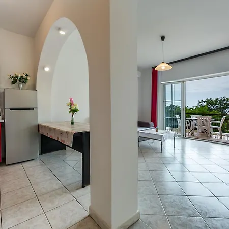 Claudia Guest house