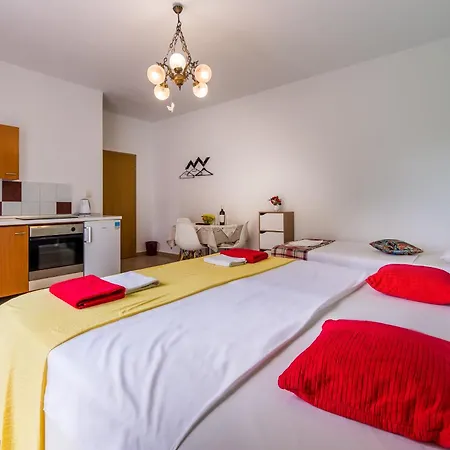 Claudia Guest house