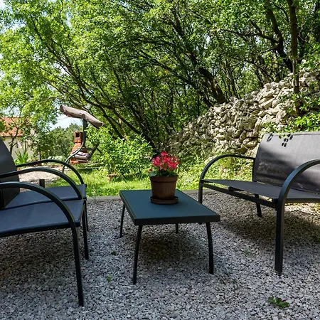 Guest house Claudia 3*